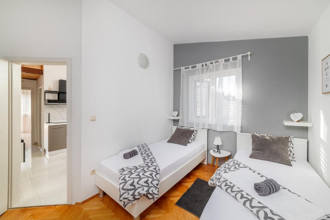 Amare Apartments Bobovisca المظهر الخارجي الصورة