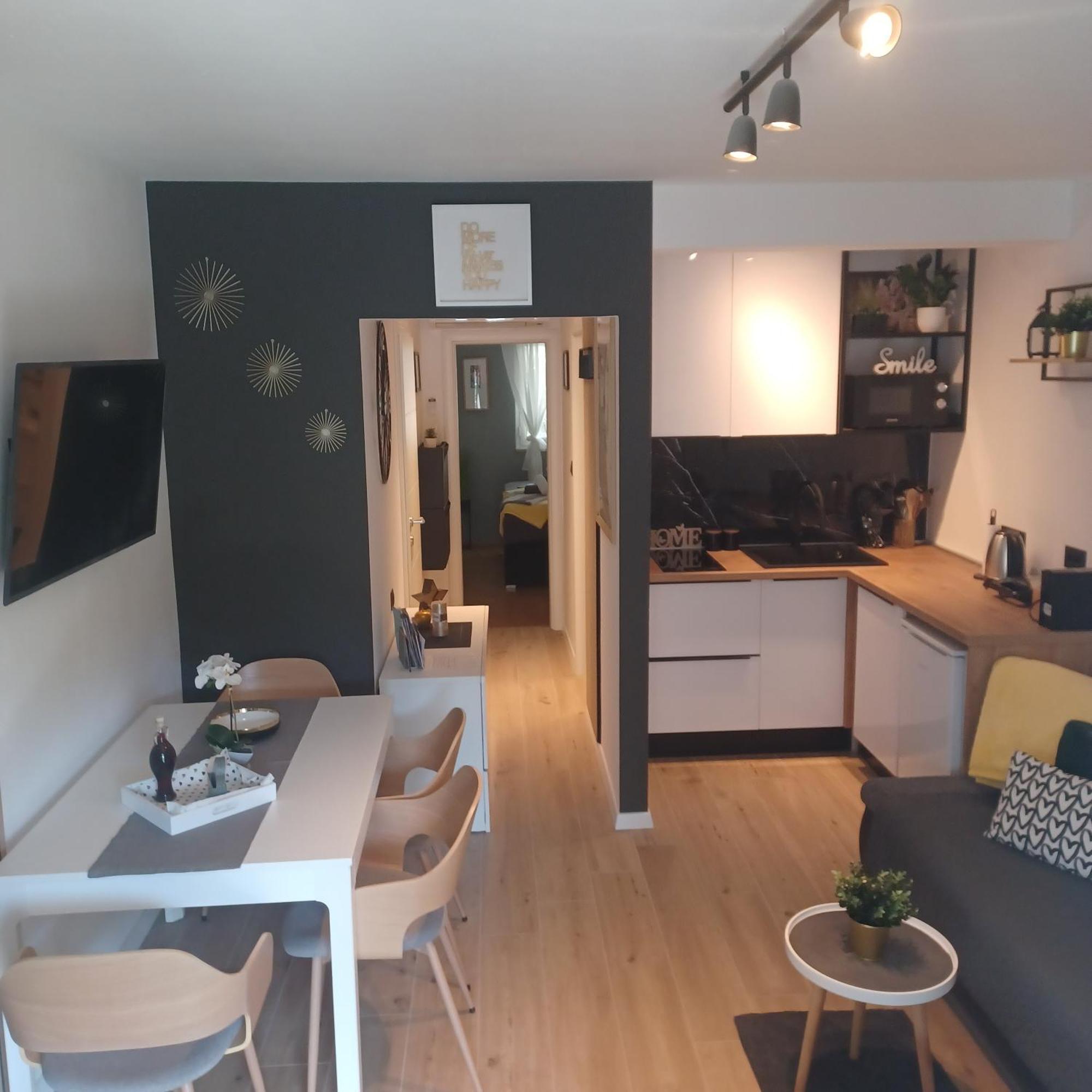 Amare Apartments Bobovisca المظهر الخارجي الصورة